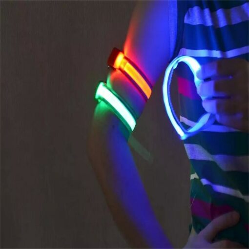 img_9_LED_Reflective_Light_Arm_Armband_Strap_S.jpg